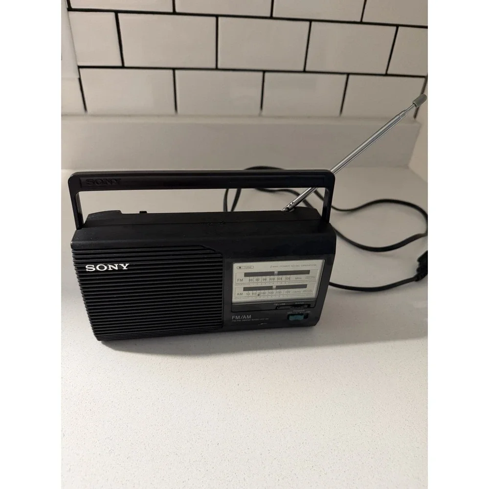 Sony ICF-24 Portable AM/FM Radio AC/DC Battery Powered Analog Tuner (Tested)
